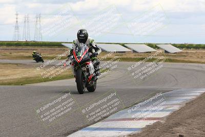 media/Apr-26-2024-TrackDaz (Fri) [[c4b677d280]]/C Group/140pm (Wheelie Bump)/